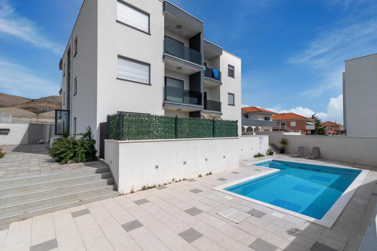 Apartman Lorena Трогир Экстерьер фото