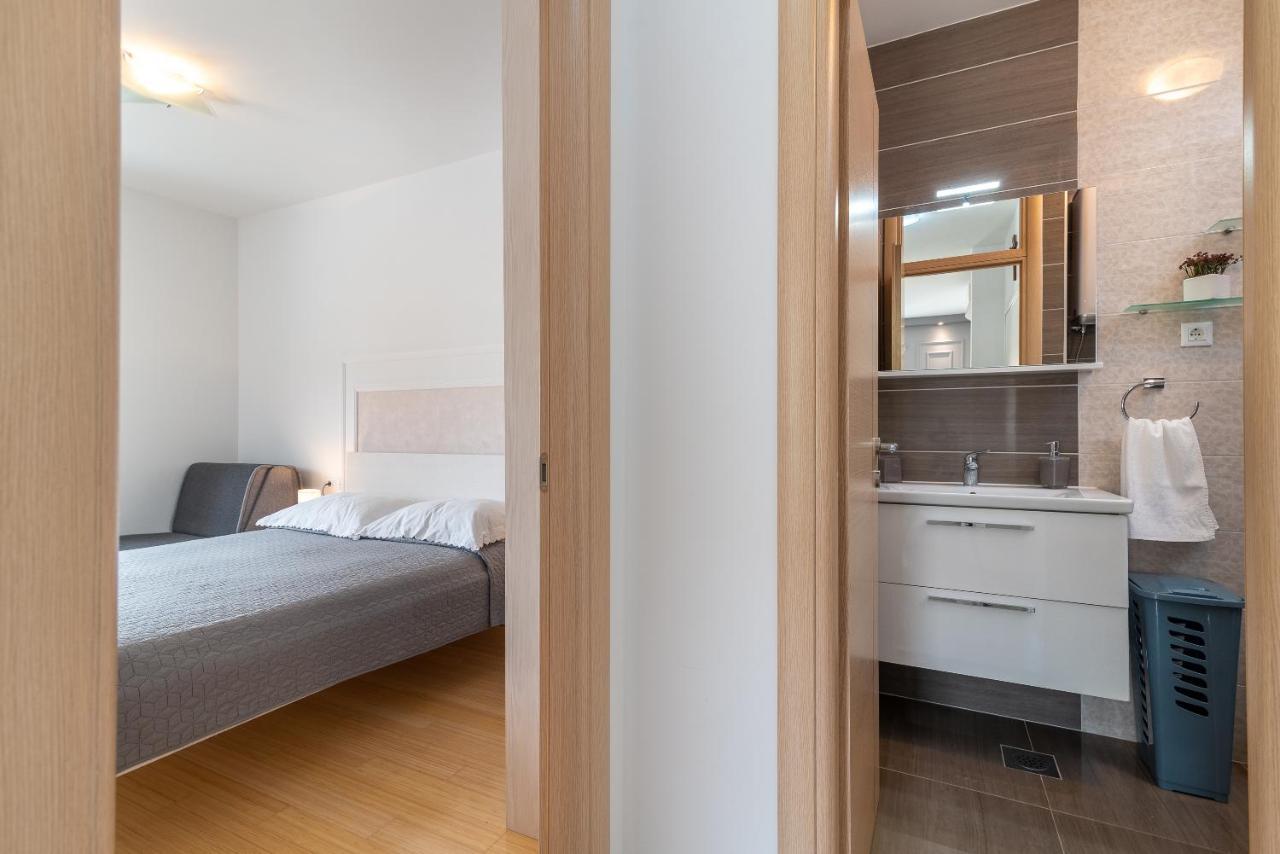 Apartman Lorena Трогир Экстерьер фото