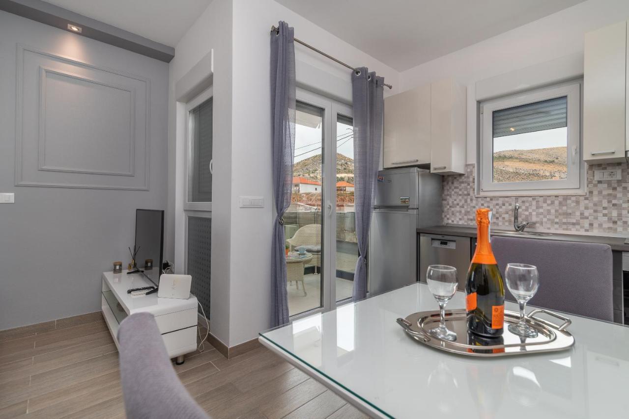 Apartman Lorena Трогир Экстерьер фото