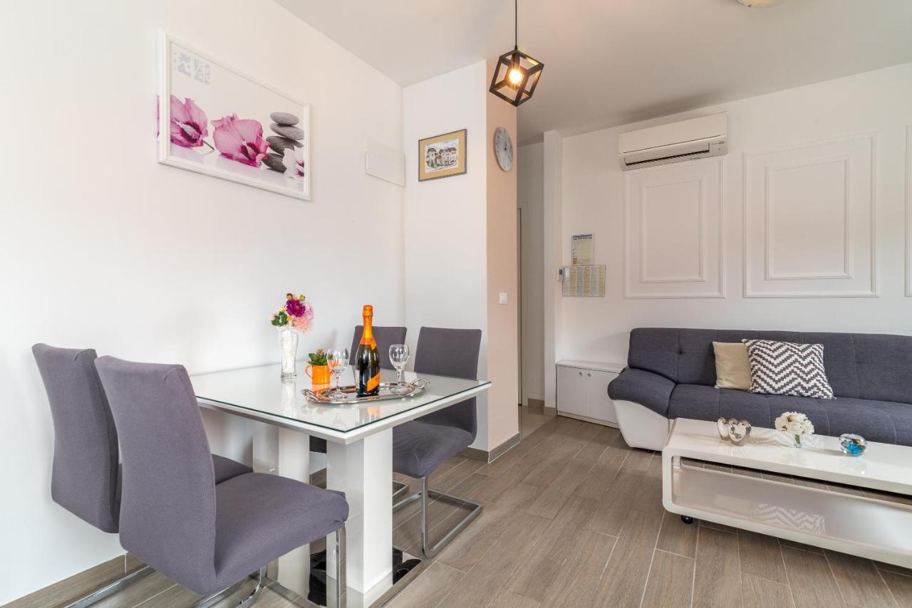 Apartman Lorena Трогир Экстерьер фото