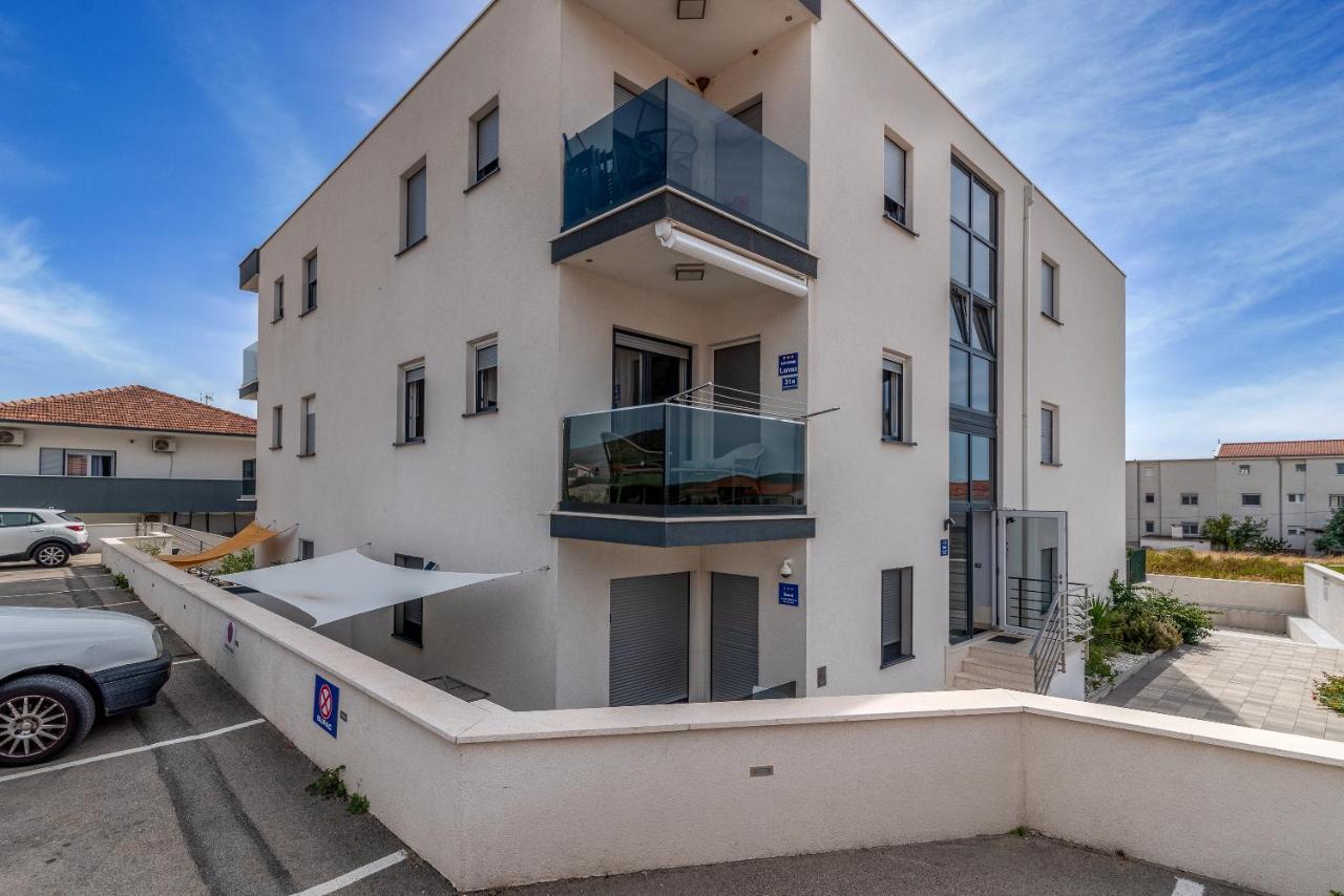 Apartman Lorena Трогир Экстерьер фото