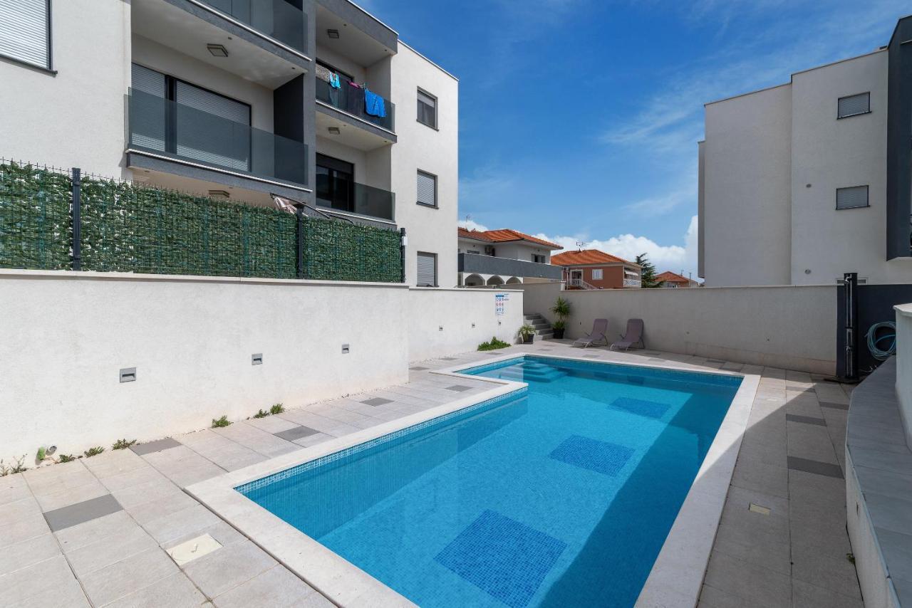 Apartman Lorena Трогир Экстерьер фото