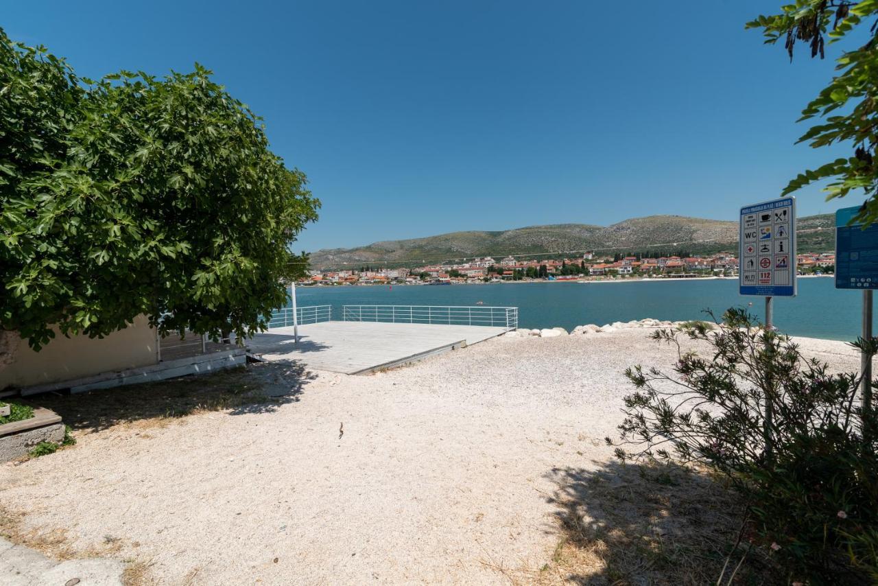 Apartman Lorena Трогир Экстерьер фото