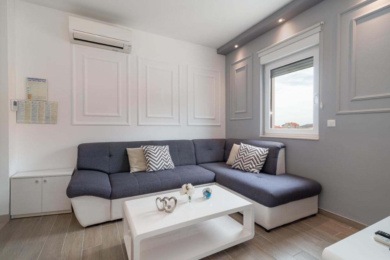 Apartman Lorena Трогир Экстерьер фото