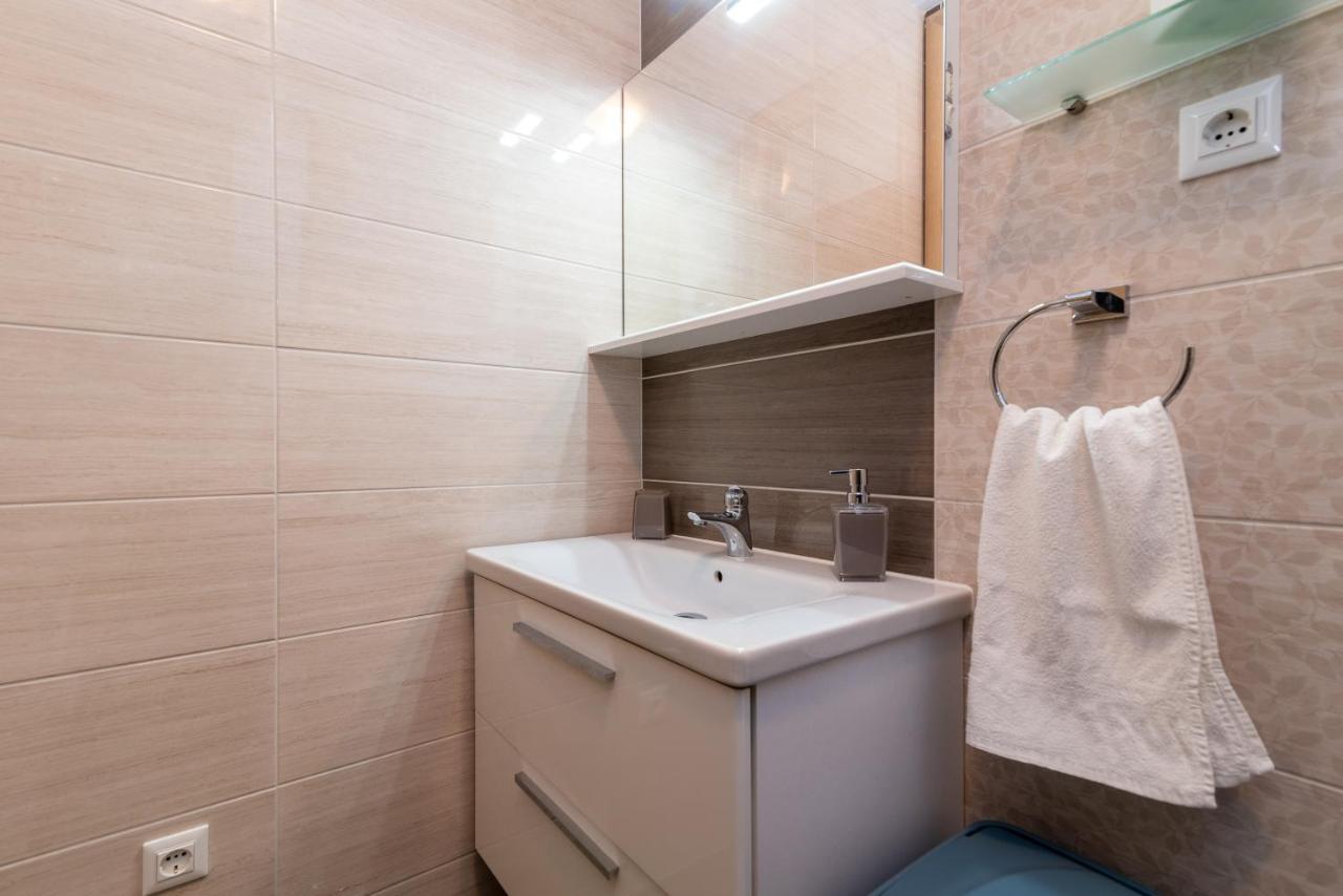 Apartman Lorena Трогир Экстерьер фото