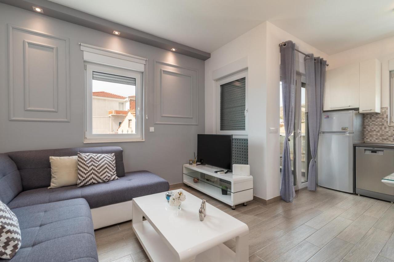 Apartman Lorena Трогир Экстерьер фото