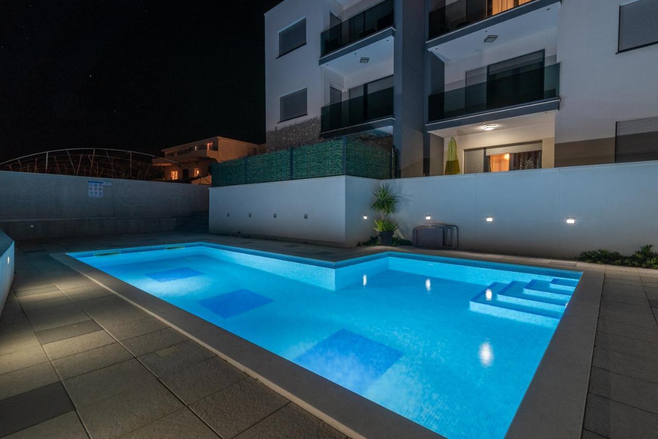 Apartman Lorena Трогир Экстерьер фото